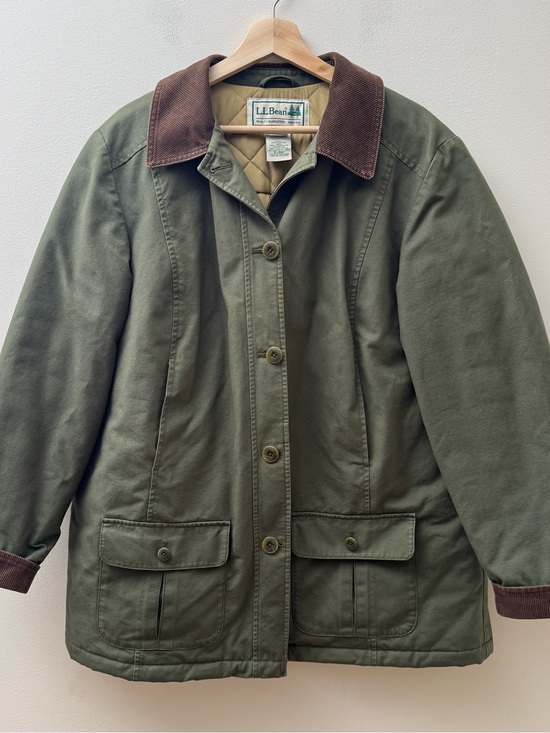 L.L. Bean Jackets & Blazers - L.L. Bean Olive Green Barn Jacket with Brown Corduroy Collar